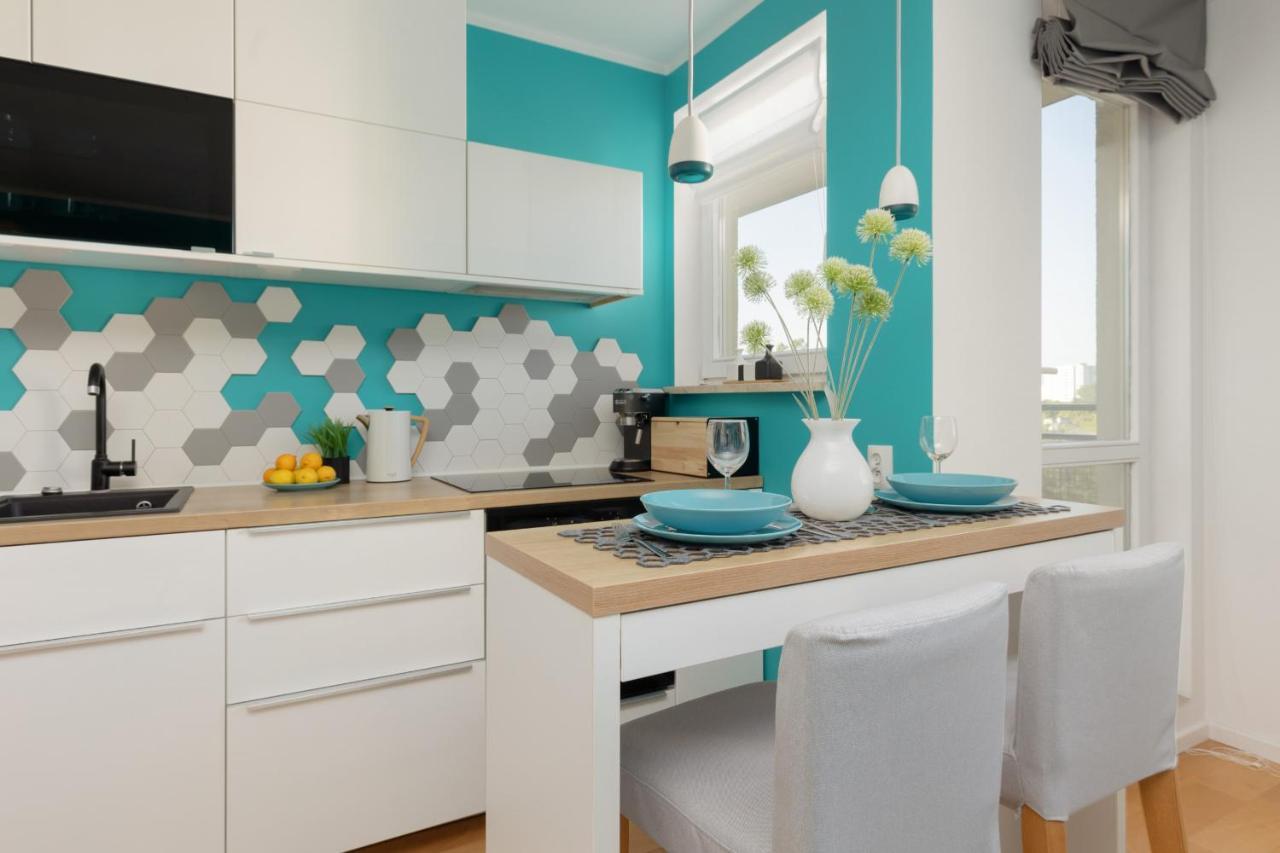 Metro Wilanowska Apartment With Parking By Noclegi Renters Varşovia Exterior foto