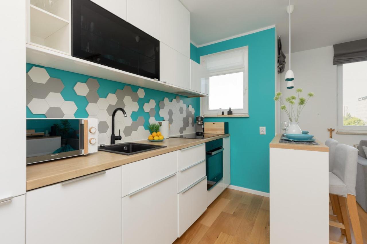 Metro Wilanowska Apartment With Parking By Noclegi Renters Varşovia Exterior foto