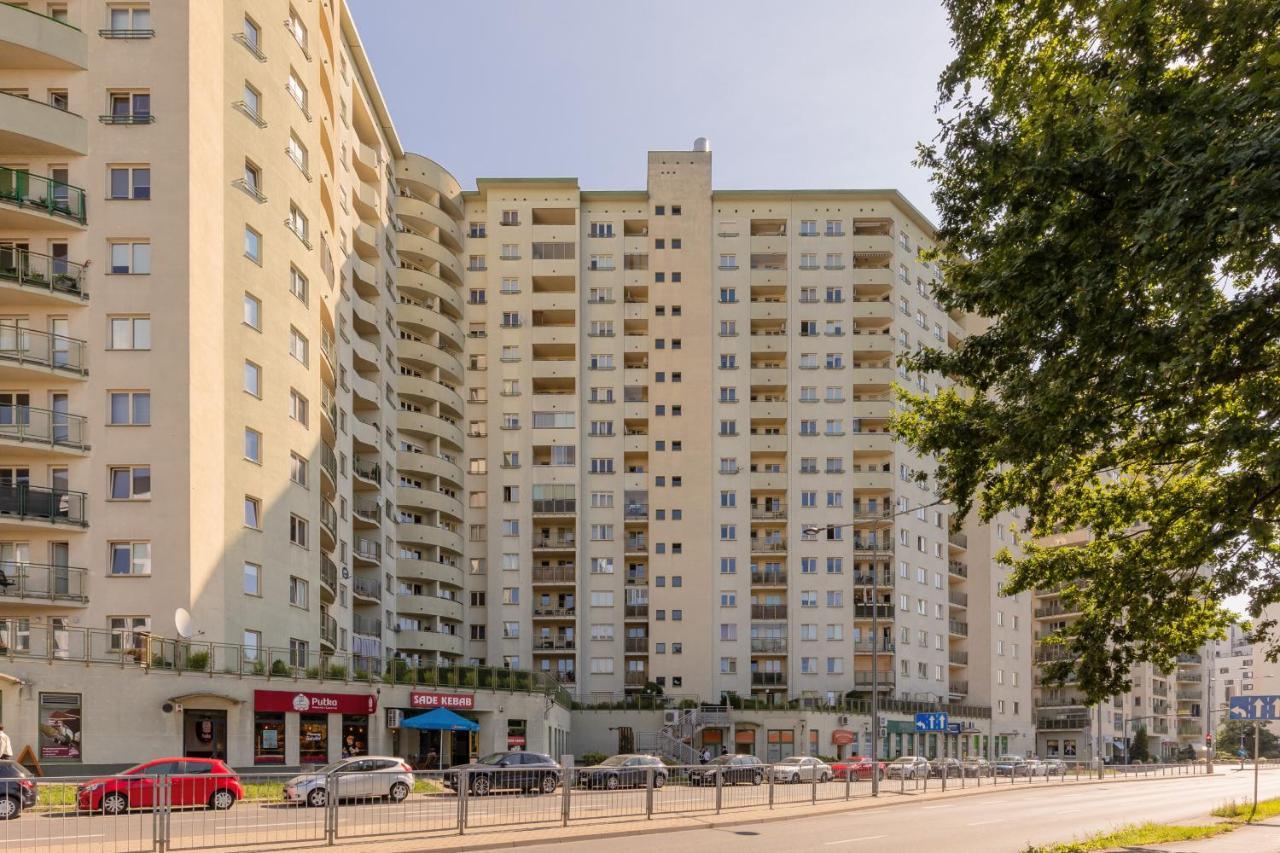 Metro Wilanowska Apartment With Parking By Noclegi Renters Varşovia Exterior foto